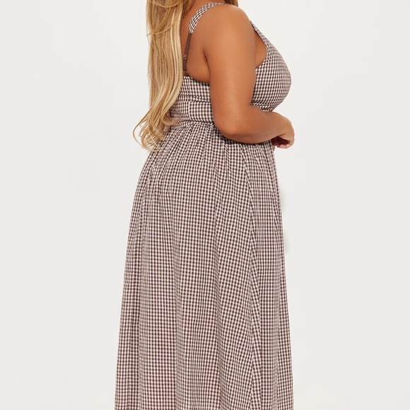 Fashion Nova Brown Checkered Maxi Dress - Picture 3 of 5